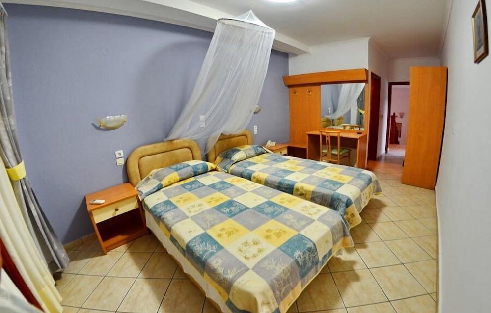 Casa Blue Hotel, Philian Hotels And Resorts Skiathos Town Ngoại thất bức ảnh